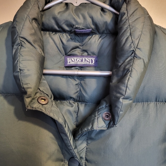 Lands' End Women's Green Puffer Vest, Size Small (6-8) - Picture 3 of 4